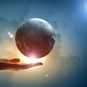 Hand holding the world, Sergey Nivens / Shutterstock.com