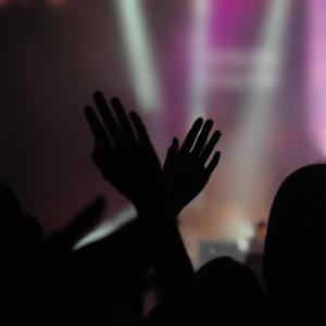 Worship concert, rehoboth foto / Shutterstock.com