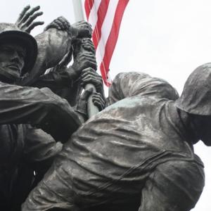 United States Marine Corps War Memorial,  Paul MacKenzie / Shutterstock.com