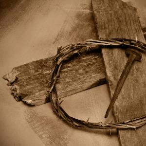 Crown of thorns and nails,  nito / Shutterstock.com