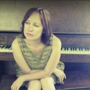 Iris Dement / irisdement.com