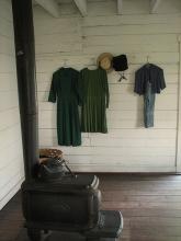 Amish farmhouse, clothes. Image via http://bit.ly/zy2VYJ Amish farmhouse, clothes. Image via http://bit.ly/zy2VYJ