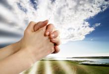 Photo: Praying for creation, Tyler Olson / Shutterstock.com Photo: Praying for creation, Tyler Olson / Shutterstock.com