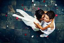 Wedding photo, Mila Supinskaya / Shutterstock.com Wedding photo, Mila Supinskaya / Shutterstock.com