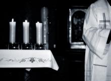 Priest during Mass, Gordan / Shutterstock.com Priest during Mass, Gordan / Shutterstock.com